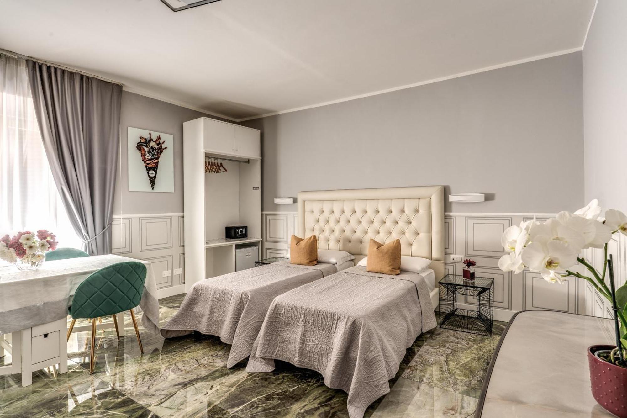 Spanish Step Dream Suites & Cozy Casa Рим Екстер'єр фото